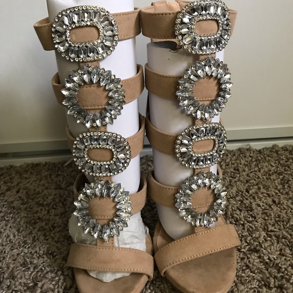 Heels - Picture 2 of 2